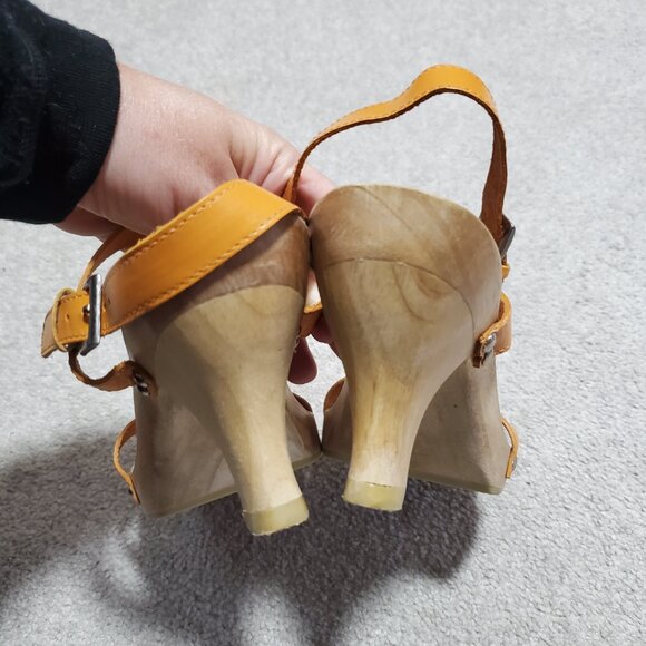 PARALELO by GVA Leather and Wood Heels Sandals Shoes Strappy Gold Women 36, 5.5 - Picture 6 of 11